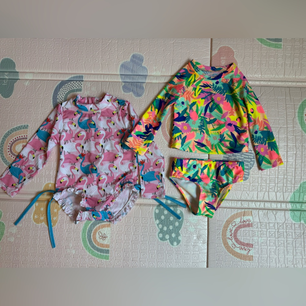 Bundle of 2 swimsuits - 18M